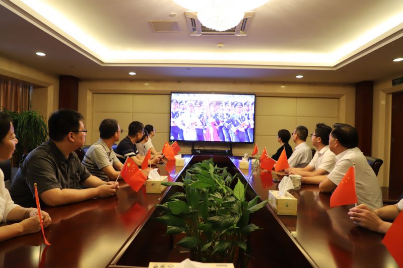 常運集團(tuán)組織員工觀看紀(jì)念抗戰(zhàn)勝利80周年閱兵式